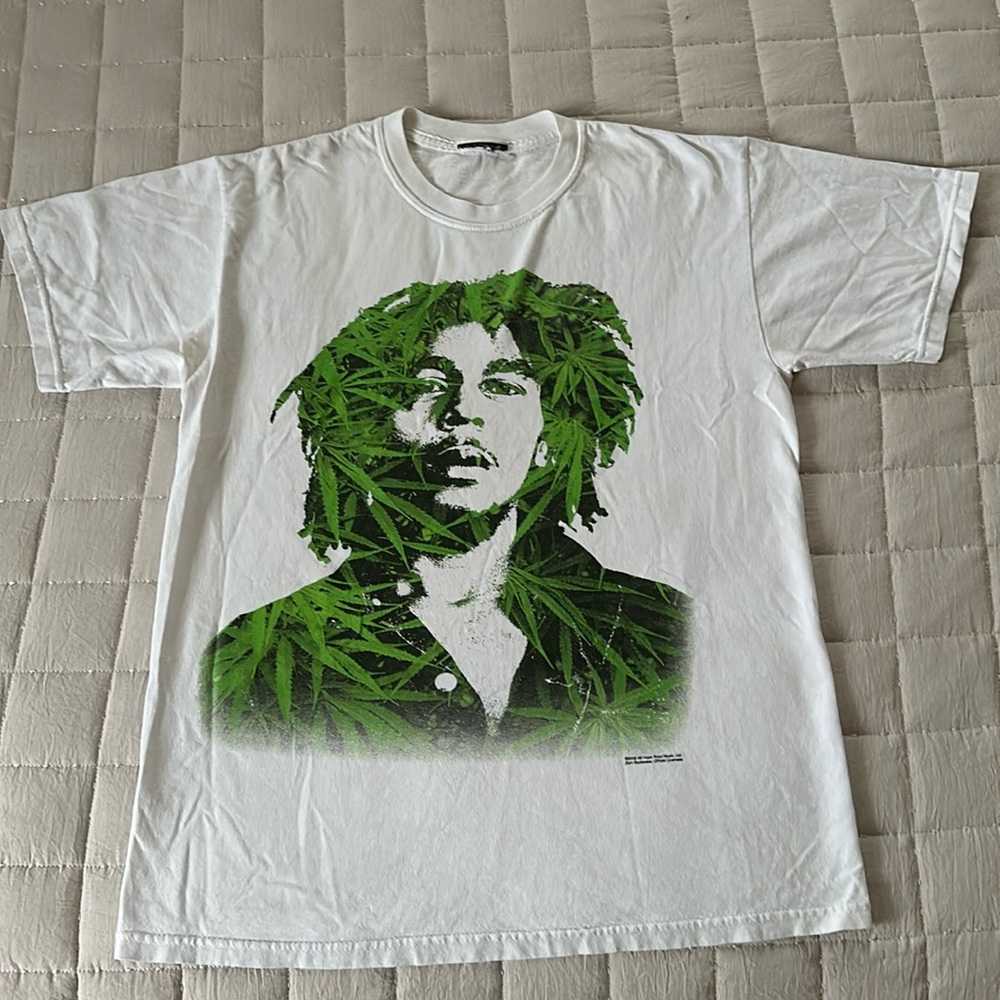 Bob Marley Tee. Size fits like a M